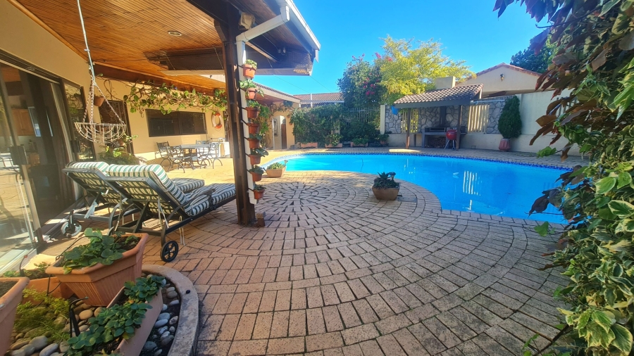 4 Bedroom Property for Sale in Cutty Sark Western Cape